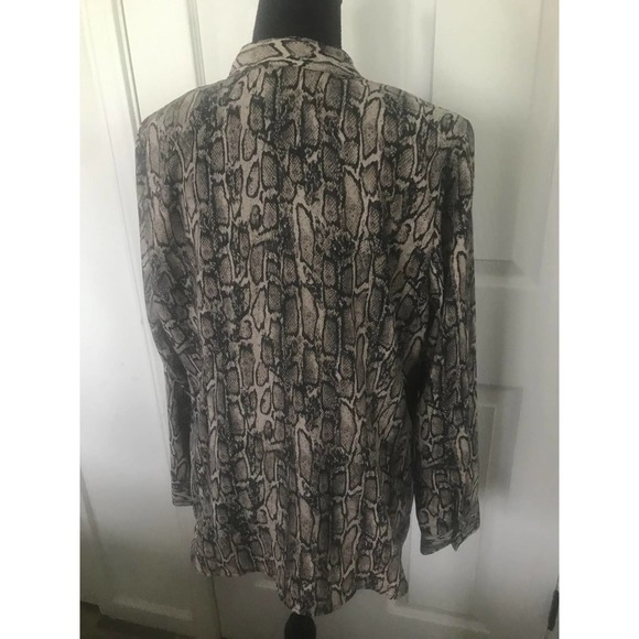 212 Collection Women Snakeskin  Ruffled Long Sleeves Blouse,XL - Picture 7 of 7